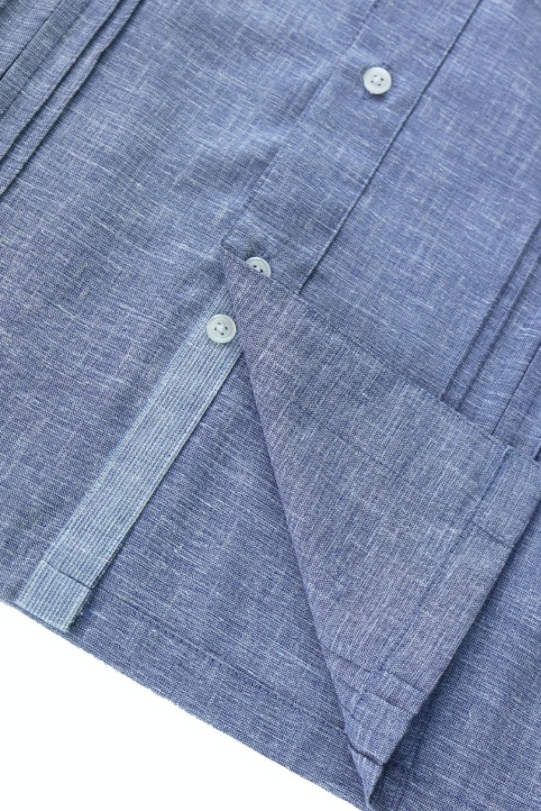 Guayamisa Manga Corta Azul Plúmbago Con Alforza Textura Lino Hombre